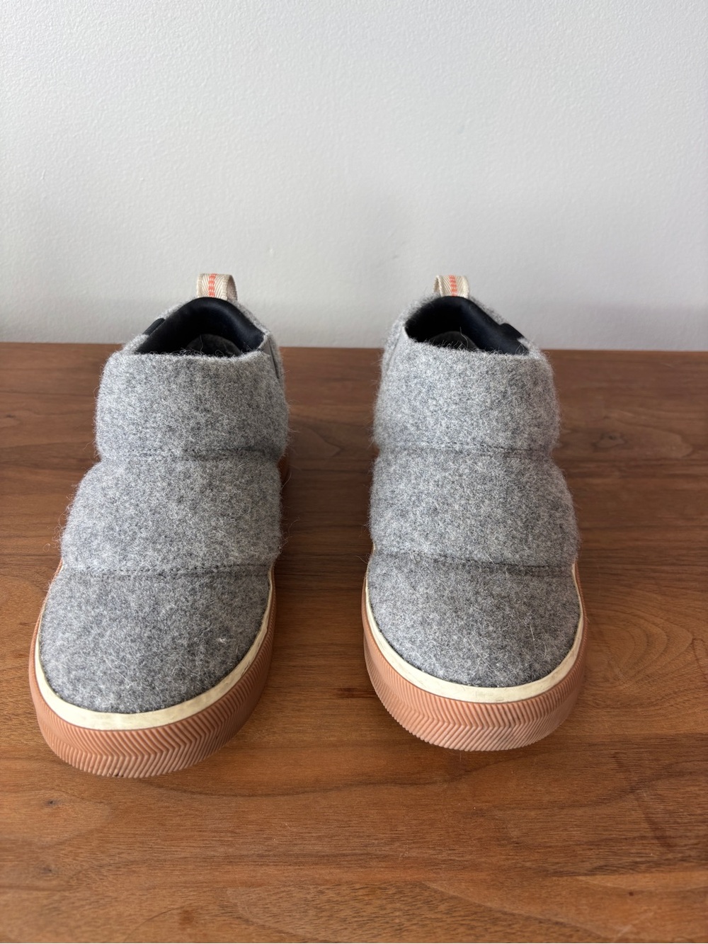 Sorel Women’s Grey Out n About Slip-On Size 9